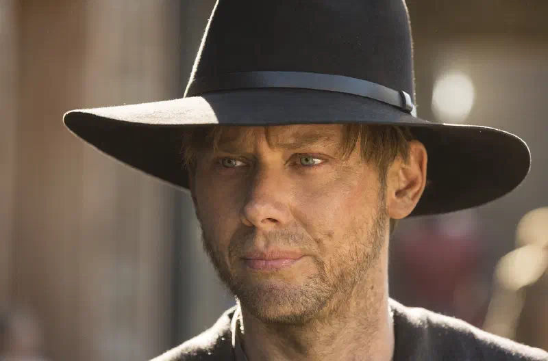 Featured image of post How to use your Black Hat for good